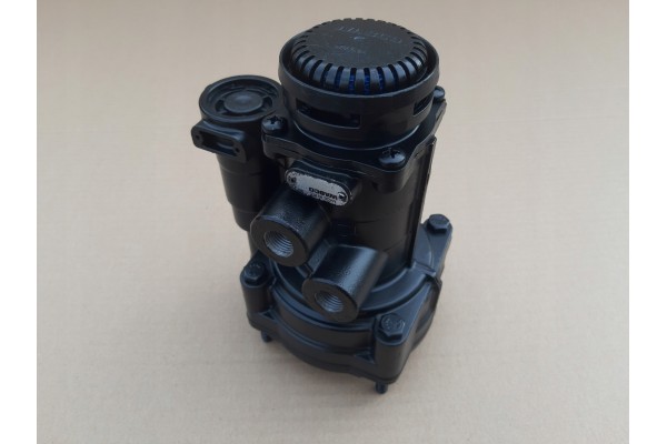 IVECO TRAILER CONTROL VALVE WABCO 9730090180 Catalog number of the part 9730090180