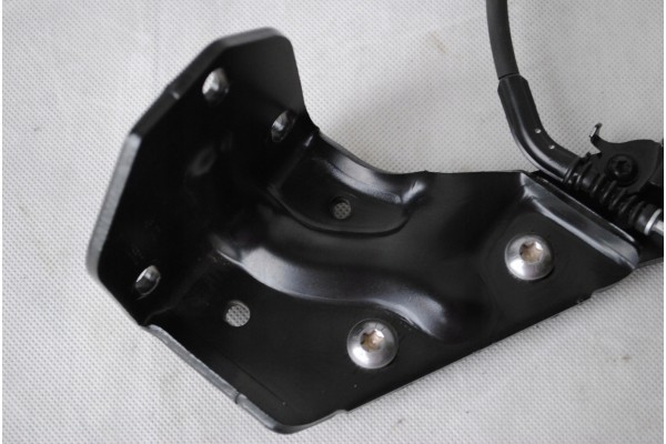 LOWER TROLLEY DOOR ROLL A4477600647 Part manufacturer MB