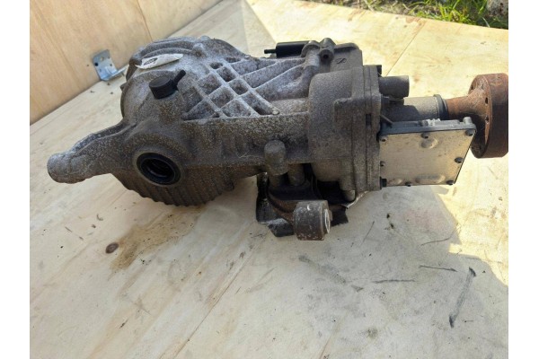 REAR DIFFERENT BRIDGE Range Rover EVOQUE L538 2 58 2 0D JAN POZNAN Catalog number of the part GJ324N053AB