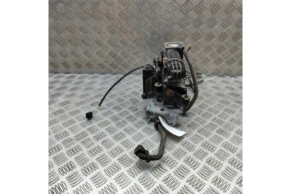 Compresor de Suspensión Neumática para Mercedes Clase C S205 A20532001