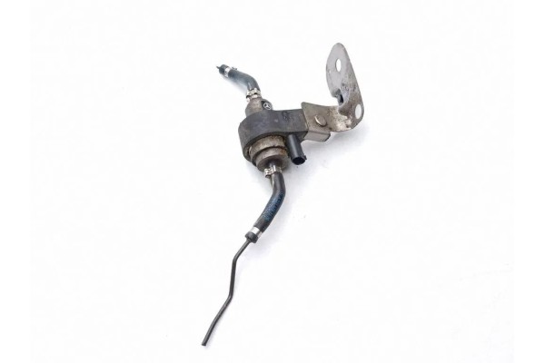 Autonomous heating fuel pump MERCEDES BENZ S W222 V222 X222 Catalog number of the original A2224700794