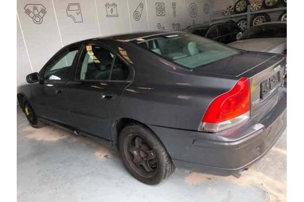 Volvo S60 Berlina D5 Momentum 2008 para piezas | Desguace Gandia SL