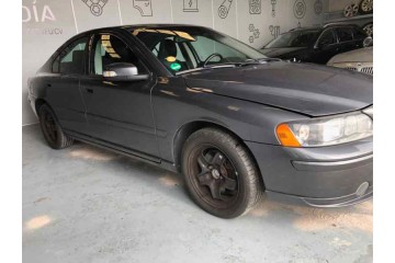 Volvo S60 Berlina D5 Momentum 2008 para piezas | Desguace Gandia SL