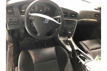 Volvo S60 Berlina D5 Momentum 2008 para piezas | Desguace Gandia SL