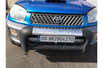 Toyota RAV4 (A2) 2.0 D-4D Executive 4x4 2002 para piezas | Desguace Gandia SL