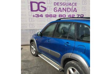 Toyota RAV4 (A2) 2.0 D-4D Executive 4x4 2002 para piezas | Desguace Gandia SL