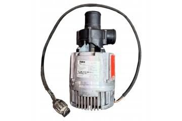 13210432 VOLVO Coolant Circulation Pump Product weight with unit packaging 2 2 kg