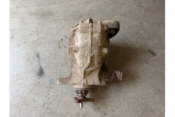 2011 BMW 5 GT F07 Rear differential 7584448 Installation side multipurpose