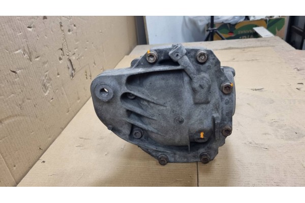 2009 BMW 7 F01 F02 F03 F04 Rear differential 7576977 Car type passenger cars
