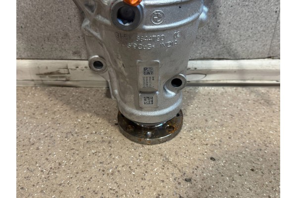 Diferencial delantero BMW Serie 7 G70 8896274