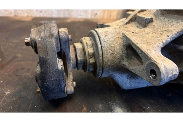 Rear differential BMW 5 F10 F11 2010 2017 7584456 06 33107584457 Part manufacturer BMW OE