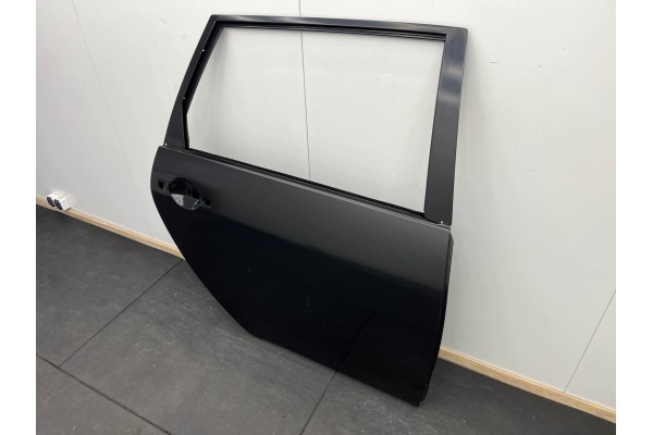 Puerta Trasera Derecha Mitsubishi Grandis 2003-2011 - Nueva Original O