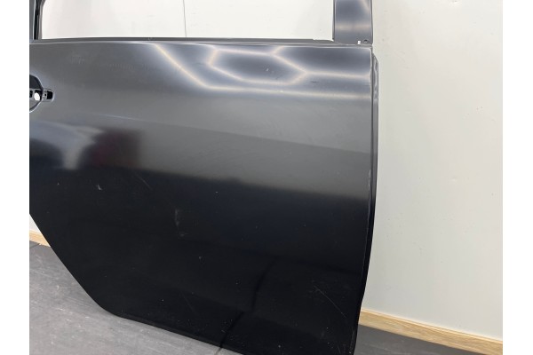 Puerta Trasera Derecha Mitsubishi Grandis 2003-2011 - Nueva Original O