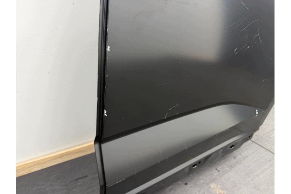 Puerta trasera izquierda AUDI Q3 II SPORTBACK 83F - Nueva original OEM