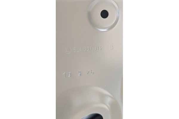 NEW FRONT DOOR SKODA ENYAQ IV ELROQ 2025 5LA831311B Car type passenger cars