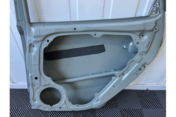 Puerta Trasera Derecha Hyundai i30 I Hatchback 2007-2012 - Pieza Origi