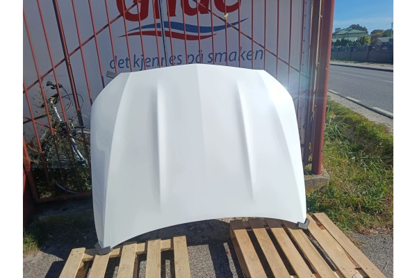 MASK COVER ALUMINIUM MERCEDES CLASS C W206 06 2021R LACQUER 049 Catalog number of the part 049 W206 ALU MASKA POKRYWA ALUMINIOWA