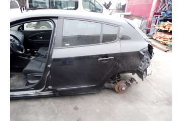 NEGRA PUERTA TRASERA IZQUIERDA RENAULT MEGANE III BERLINA 5P Business 2014 NEGRA 210467 RENAULT - 1