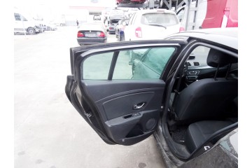 NEGRA PUERTA TRASERA IZQUIERDA RENAULT MEGANE III BERLINA 5P Business 2014 NEGRA 210467 RENAULT - 1