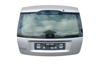 VOLVO V50 04 TAILGATE