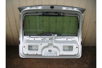 VOLVO V50 04 TAILGATE Part manufacturer Volvo OE