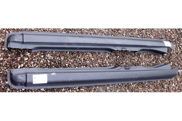 OPEL MERIVA 03 10 prawy prog progi montaz