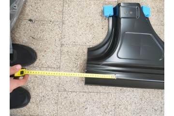 RIGHT THRESHOLD PEUGEOT 208
