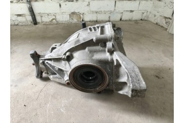 Rear reducer MERCEDES BENZ C W205 A2053506718 2 0L gasoline 135kW 2017