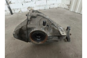 Rear reducer MERCEDES BENZ C W205 A2053506718 2 0L gasoline 135kW 2017 Part manufacturer Mercedes Benz OE