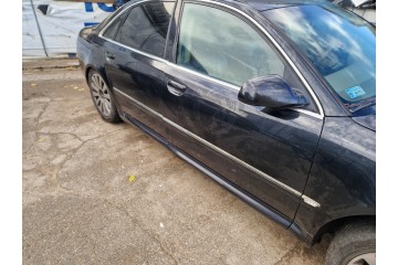 RIGHT FRONT BARE DOOR AUDI A8 LZ9W Part manufacturer Audi OE