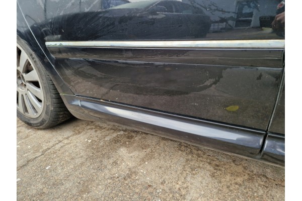 RIGHT REAR BARE DOOR AUDI A8 LZ9W Car type passenger cars
