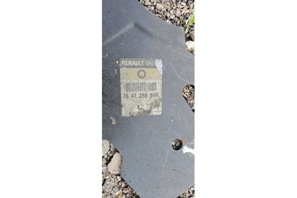 Prog wewnetrzny Dacia Duster 764128889R Part manufacturer Dacia OE