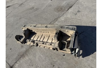 Traviesa trasera de carrocería para tracción trasera VW Crafter II / M