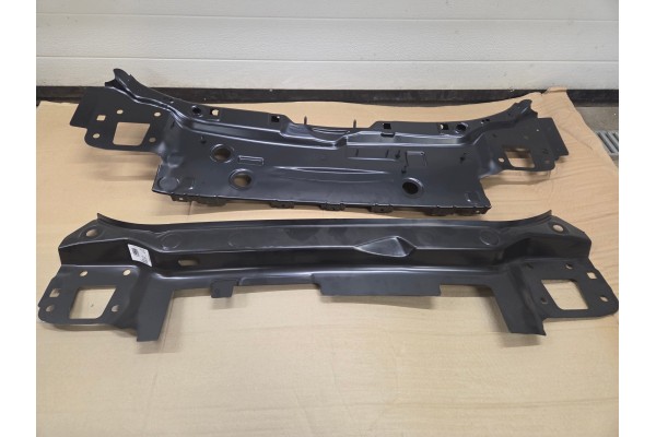 Rear belt PASSAT B9 KOMBI SKODA SUPERB IV KOMBI 3J0813309 3J0813301D