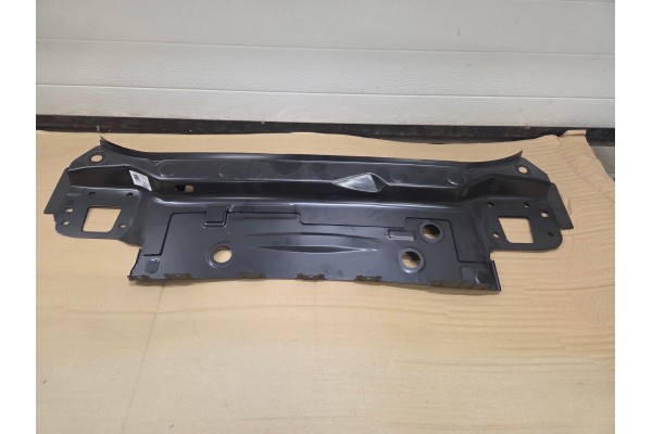 Rear belt PASSAT B9 KOMBI SKODA SUPERB IV KOMBI 3J0813309 3J0813301D Catalog number of the part 3J0813309 3J0813301D