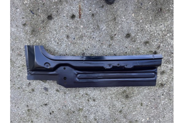 BMW X3 G01 LCI 17 24 Rear belt external reinforcement lifting Catalog number of the part 7493965 7playa77