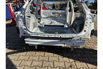 BATHTUB BELT REAR BEAM MG 4 22 EV 5WSB Part manufacturer MG OE