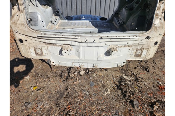 LEXUS IS III 200T 250 300 H 13 19 REAR BELT