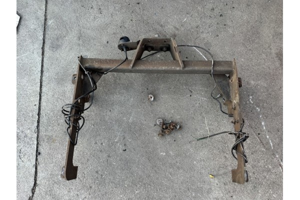 Gancho de remolque para Renault Master III (2010-2024) y Master IV (20