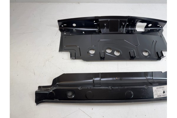 Rear belt Skoda Octavia III Kombi 5E9813309A New Original 5E9813323A Catalog number of the part 5E9813309A SCU1