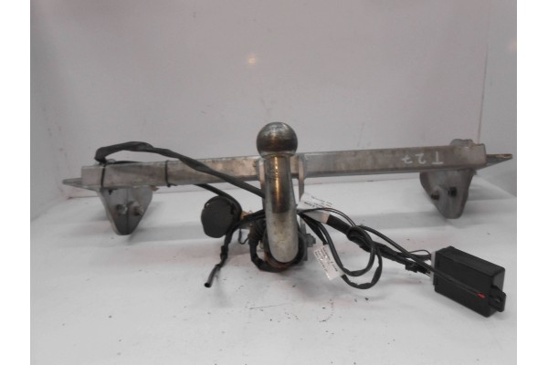 TOYOTA AVENSIS T27 TOW BAR GALIA MODUL SOCKET 13 PIN T059 Catalog number of the part T059 AVENSIS T27 HAK CAR STAL 1960023T0595I