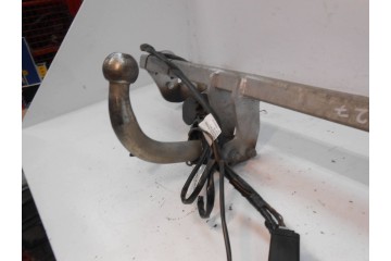 Enganche Galia para Toyota Avensis T27 con Kit de Cableado de 13 Pines