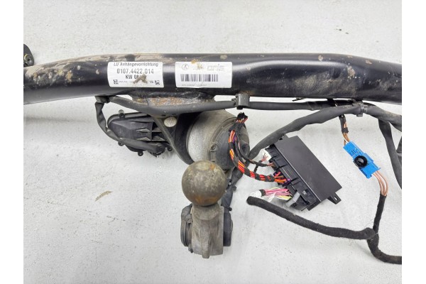 Trailer hook set Mercedes Benz C W205 55R012274 Catalog number of the original A2059009216
