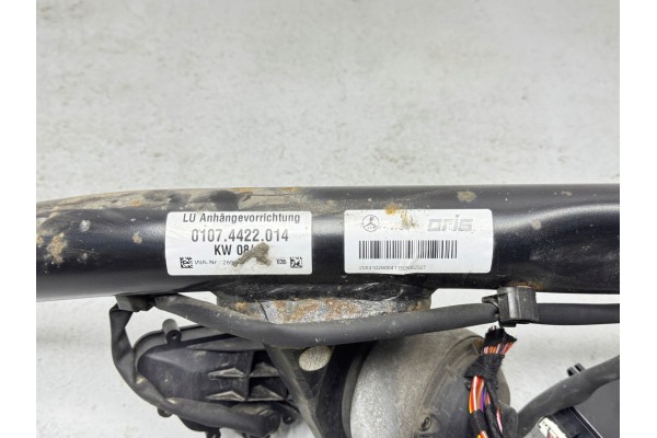 Trailer hook set Mercedes Benz C W205 55R012274 Quality of parts according to GVO O original with manufacturer s logo OE