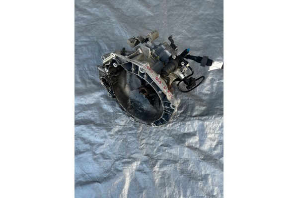 FIAT 500 GEARBOX 0 9 900 TURBO PETROL V SPEEDS Car type passenger cars