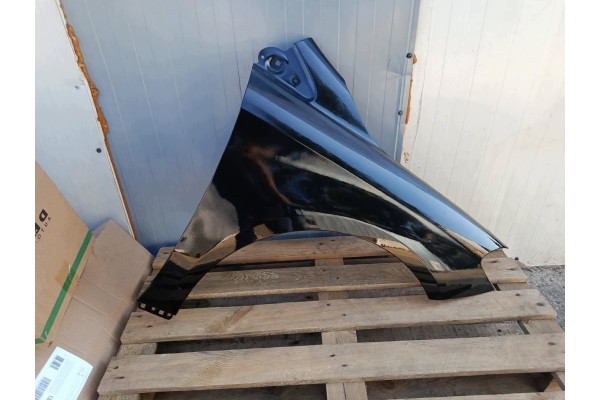 MUDGUARD ALUMINIUM Right MERCEDES CLASS B W246 11 10 14R BEFORELIFT color 191