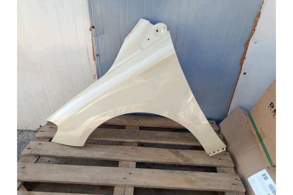 MUDGUARD ALUMINIUM LEFT MERCEDES CLASS B W246 11 10 14R BEFORELIFT LACQUER 623