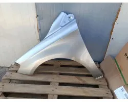 Aleta Delantera Izquierda de Aluminio para Mercedes Clase B W246 (2011-10.2014) Pre-Facelift, Código de Color 761