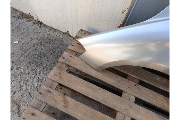 MUDGUARD ALUMINIUM LEFT MERCEDES CLASS B W246 11 10 14R BEFORELIFT LACQUER 761 Installation side front left