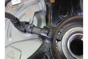  MANGUETA DELANTERA IZQUIERDA PEUGEOT 5008 Active 2017 198669 PEUGEOT - 5